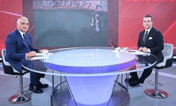 Sektör ‘zordayız’, Bakan Ersoy ‘turizmde rekor’ diyor