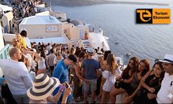 Cennet ada Santorini turizm kriziyle yüz yüze
