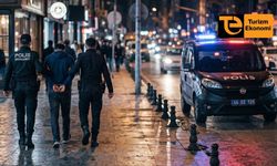 Usulsüz vatandaşlık operasyonu turizme uzandı