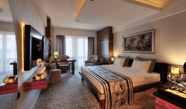 Madame Tadia Otel icradan satışa çıkarıldı