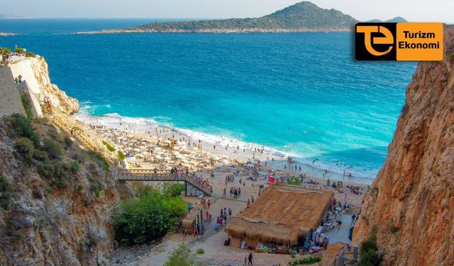 Dokuz ayda Antalya’ya gelen turist sayısı belli oldu