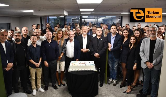 Jolly’nin Antalya çağrı merkezi yeni ofisinde