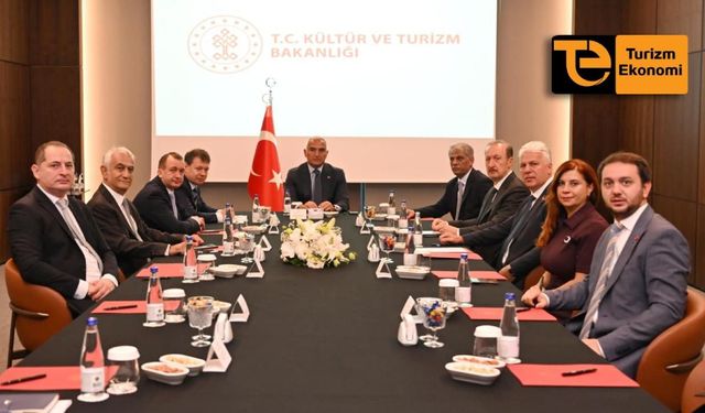 Ersoy, Rus yetkililerle uçuşların artırılmasını görüştü