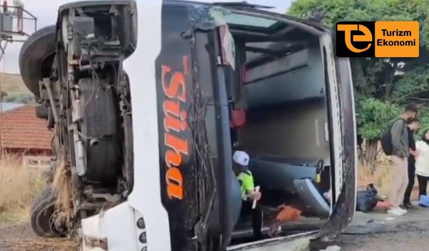 Yolcu otobüsü kaza yaptı: 1 ölü, 3’ü ağır 40 yaralı